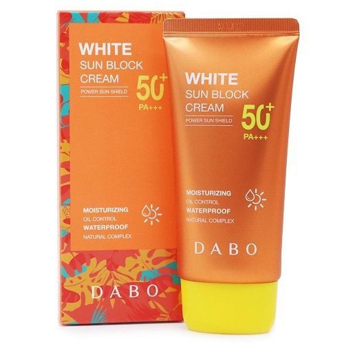 Welcos / BB cream for face skin moisturizing, nourishing, with sun protection.